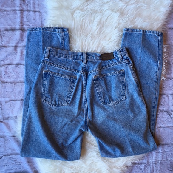 Vintage Ralph Lauren High Waisted ‘Mom’ Jeans - Picture 3 of 8